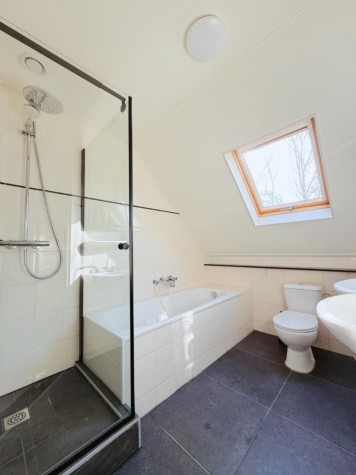 Comfort Villa For 8 People Zeewolde Buitenkant foto